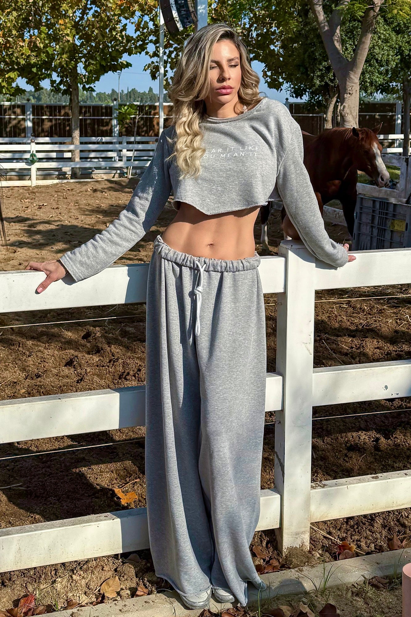 “mean it” crop melange grey